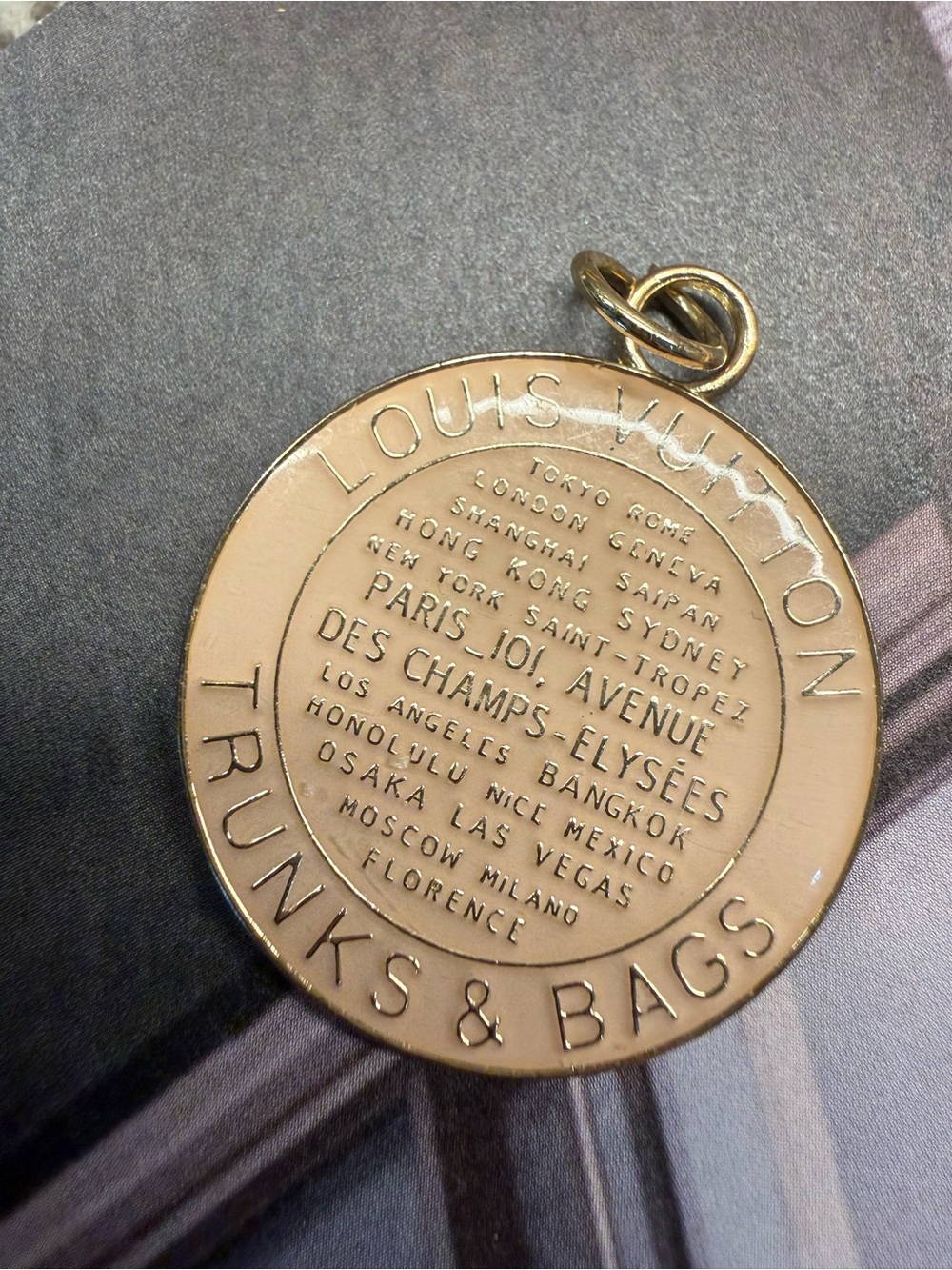 Louis Vuitton Beige & Gold Trunks & Bags Charm- key ring